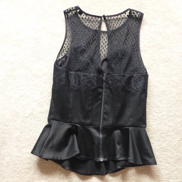 GUESS mixed satin, lace and mesh peplum top - Picture 5 of 8